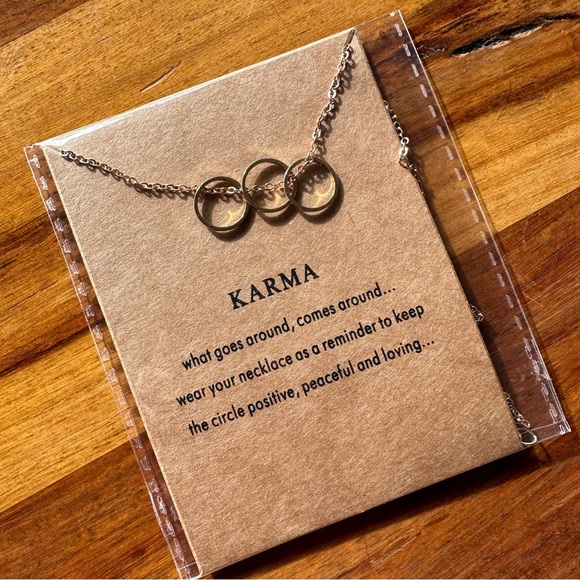 KARMA ♡ Necklace GIFT - Picture 3 of 5